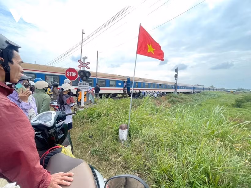 Hiện trường vụ tai nạn đường sắt.