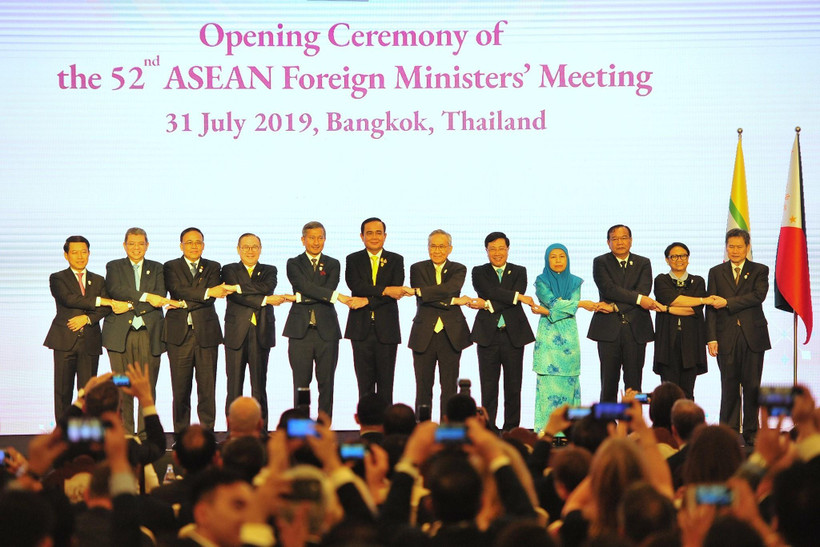 Các đại biểu dự Hội nghị Bộ trưởng Ngoại giao ASEAN lần thứ 52 (AMM-52) ở Bangkok ngày 31/7/2019. (Ảnh: THX/TTXVN)
