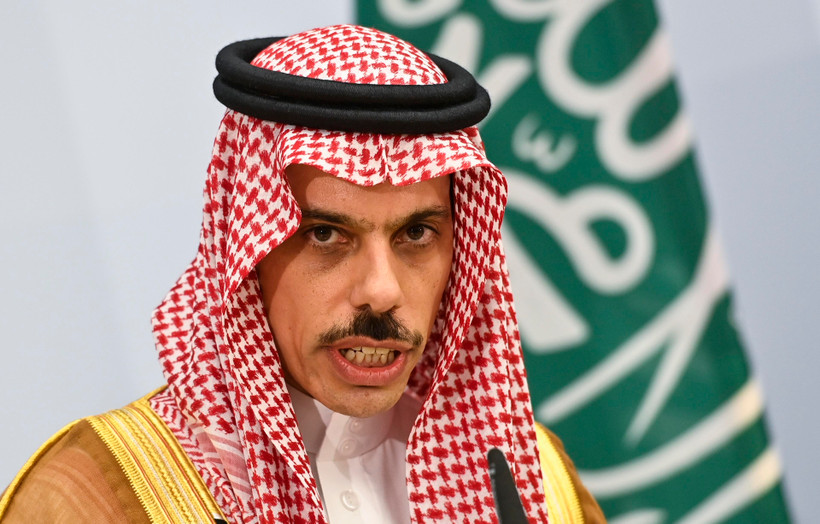 Ngoại trưởng Saudi Arabia Faisal bin Farhan phát biểu với báo giới tại Berlin, Đức ngày 19/8/2020. (Ảnh: AFP/TTXVN)