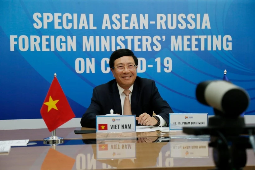 Phó Thủ tướng, Bộ trưởng Bộ Ngoại giao Phạm Bình Minh phát biểu tại hội nghị. (Ảnh: Hoàng Việt/TTXVN)