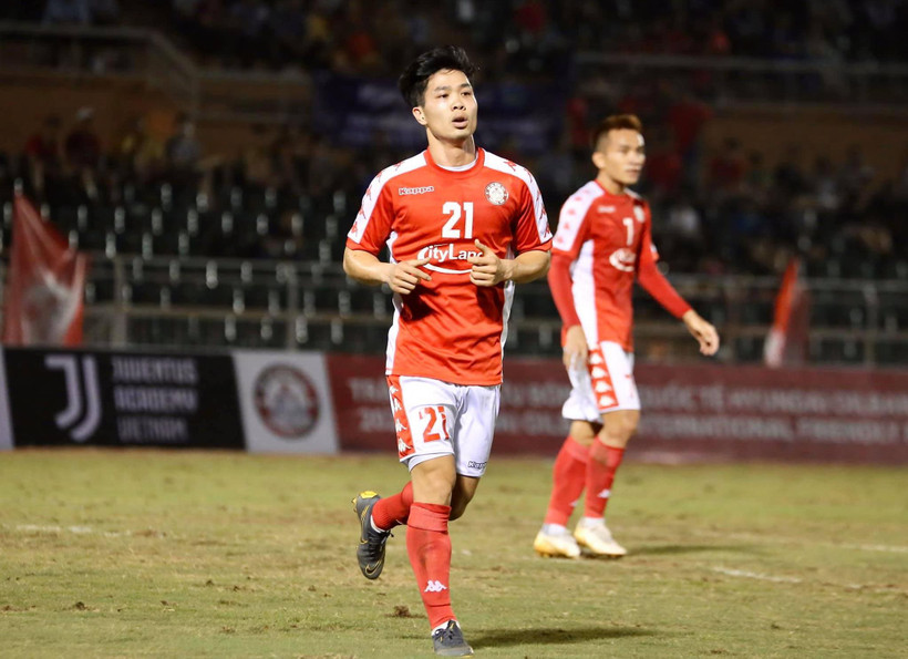 Công Phượng trong màu áo Thành phố Hồ Chí Minh.