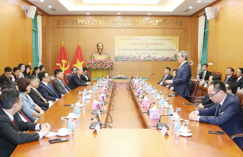 Quang cảnh buổi Lễ Ký kết. (Ảnh: Phương Hoa/TTXVN)