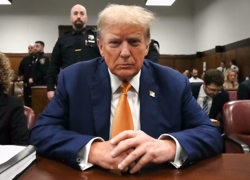 Cựu Tổng thống Mỹ Donald Trump tại Tòa án hình sự Manhattan ở New York ngày 7/5/2024. (Ảnh: AFP/TTXVN)