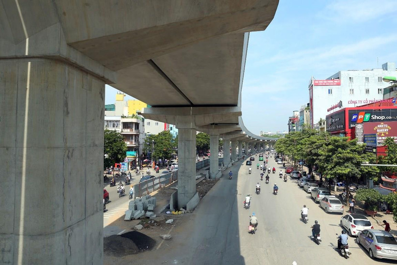 Dự án đường sắt đô thị Nhổn-Ga Hà Nội đã hoàn thành phần đi trên cao. (Ảnh: Huy Hùng/TTXVN)