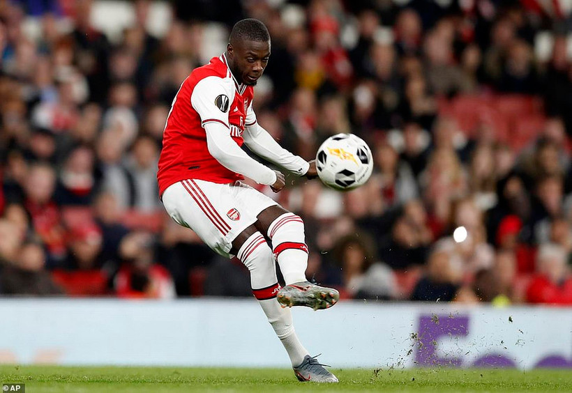 Nicolas Pepe lập cú đúp giúp Arsenal giành chiến thắng.
