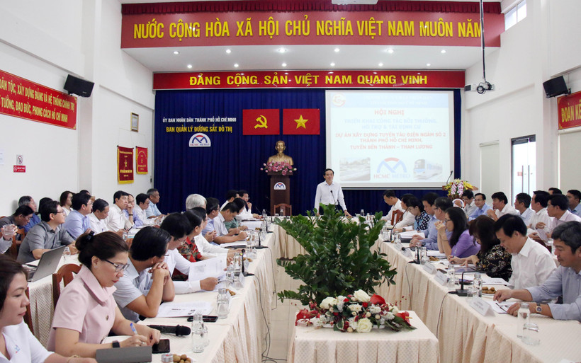 Hội nghị triển khai công tác bồi thường, hỗ trợ và tái định cư Dự án xây dựng tuyến tàu điện ngầm số 2 Thành phố Hồ Chí Minh (metro số 2 Bến Thành - Tham Lương). (Ảnh: Tiến Lực/TTXVN)