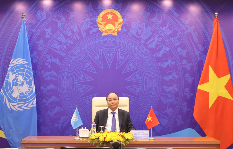 Thủ tướng Chính phủ Nguyễn Xuân Phúc phát biểu tại điểm cầu Hà Nội. (Ảnh: Thống Nhất/TTXVN)