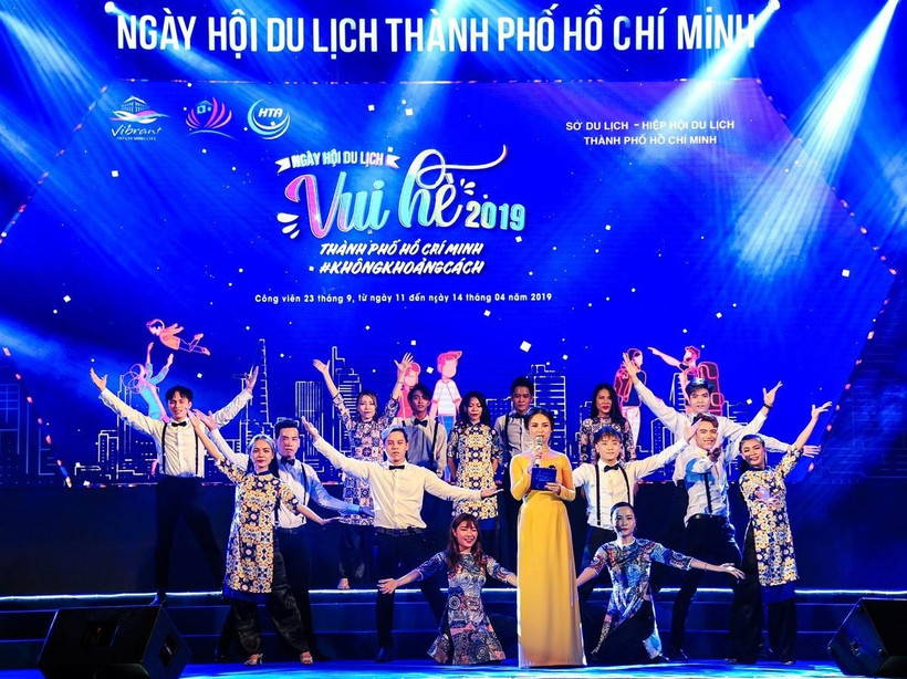 Chương trình khai mạc Ngày hội Du lịch Thành phố. (Ảnh: Gia Thuận/TTXVN) 