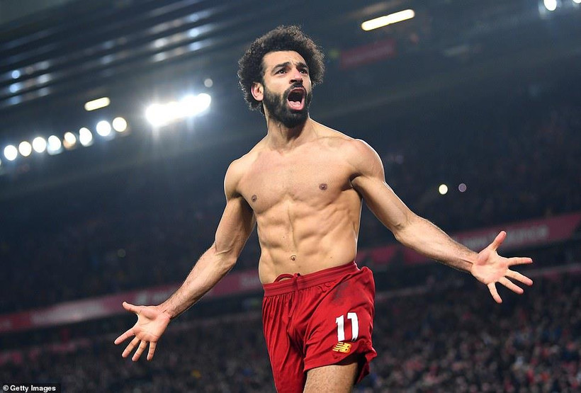 Salah ấn định chiến thắng cho Liverpool.