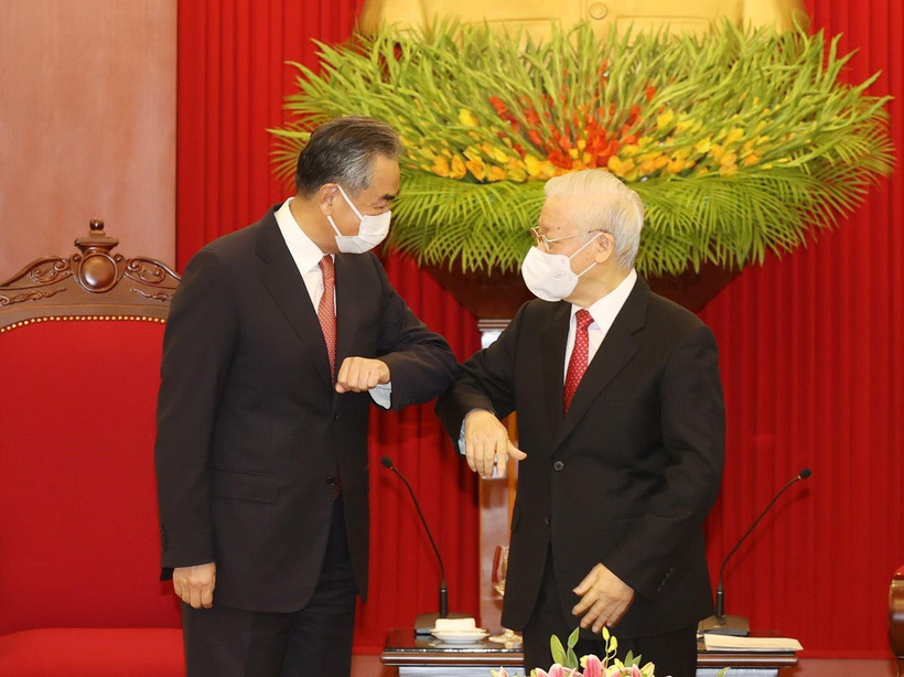 Tổng Bí thư Nguyễn Phú Trọng tiếp Ủy viên Quốc vụ, Bộ trưởng Bộ Ngoại giao Trung Quốc. (Ảnh: Trí Dũng/TTXVN)