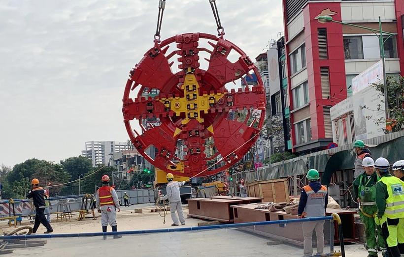 “Thần tốc” là máy đào hầm metro đầu tiên của Thủ đô. (Ảnh: Vietnam+)
