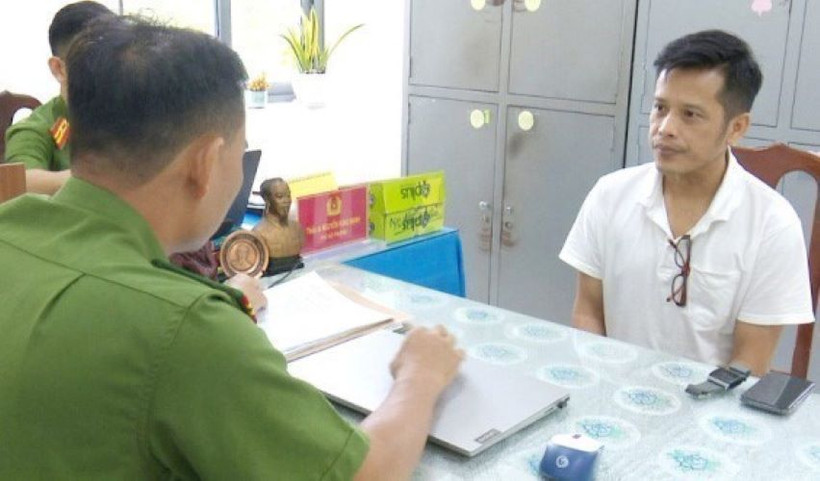 Võ Thành Đoạt bị bắt để điều tra về hành vi lừa đảo chiếm đoạt tài sản. (Ảnh: Công an tỉnh Bạc Liêu cung cấp/TTXVN phát)