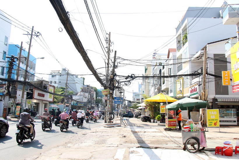 Phần lớn mặt bằng thực hiện dự án metro số 2 Bến Thành-Tham Lương đã được bàn giao. (Ảnh: Tiến Lực/TTXVN)