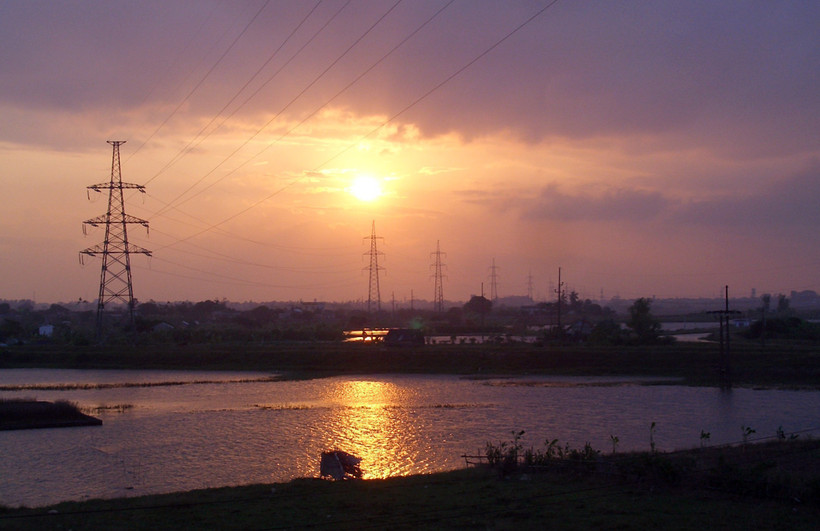 Thủ tướng ban hành Công điện về thực hiện hiệu quả giải pháp bảo đảm cung ứng điện. (Nguồn: TTXVN)