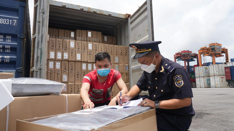 1.607 doanh nghiệp chế xuất đã được thông báo và thực hiện kiểm tra, xác nhận đáp ứng điều kiện của hải quan. (Ảnh: Vietnam+)