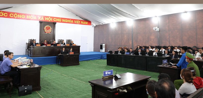Quang cảnh phiên tòa. (Ảnh: TTXVN)