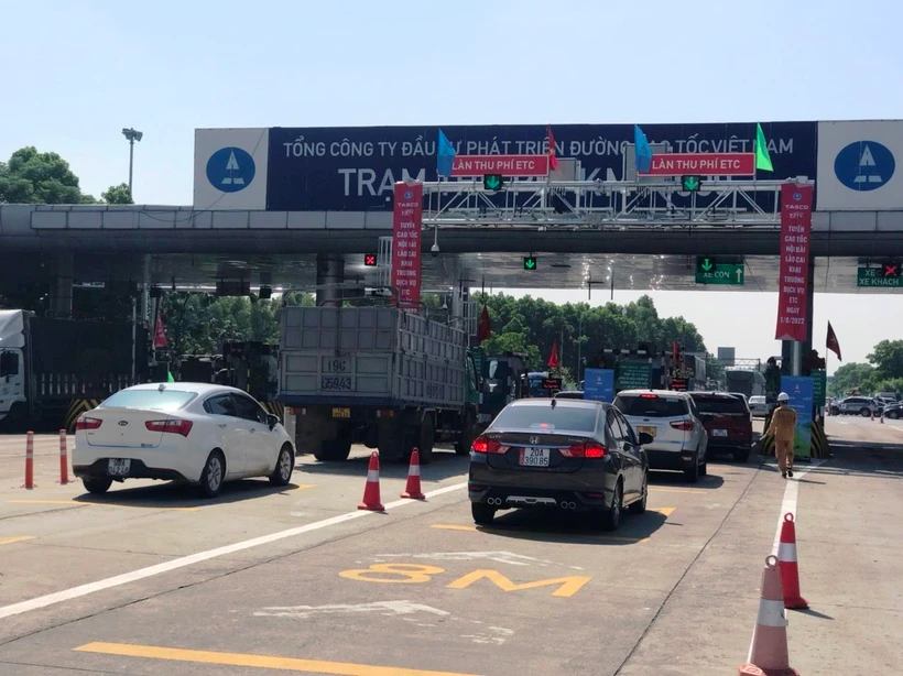 Các tuyến đường cao tốc đã chính thức vận hành dịch vụ thu phí tự động không dừng từ ngày 1/8 vừa qua. (Ảnh: Việt Hùng/Vietnam+)