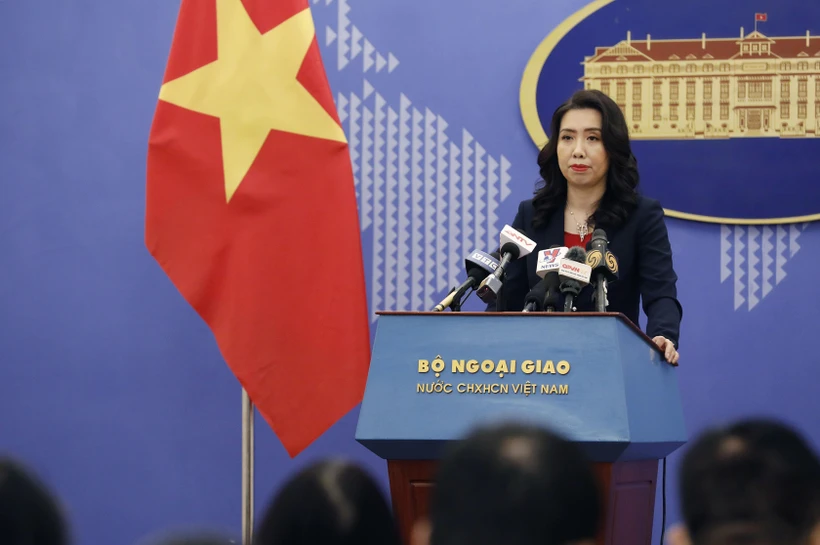 Người Phát ngôn Bộ Ngoại giao Lê Thị Thu Hằng trả lời những vấn đề được báo chí trong nước và quốc tế quan tâm. (Ảnh: Dương Giang/TTXVN)