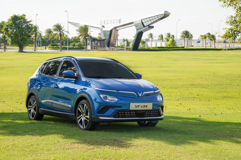 Mẫu xe ôtô điện VinFast e34. (Ảnh: VinFast) 