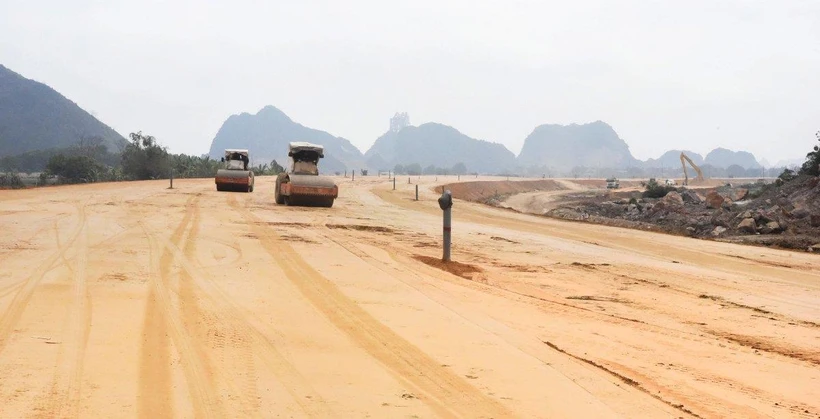 Các dự án cao tốc Bắc-Nam giai đoạn 2021-2025 sẽ được khởi công trước ngày 31/12/2022. (Ảnh: Việt Hùng/Vietnam+)