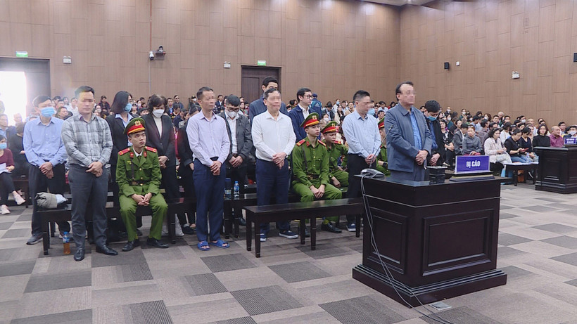 Các bị cáo tại phiên tòa. (Ảnh: TTXVN)