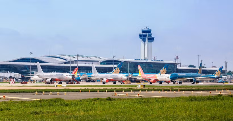 Bộ Giao thông Vận tải đã tiếp tục xây dựng kế hoạch phục hồi đường bay nội địa. (Ảnh: CTV/Vietnam+)