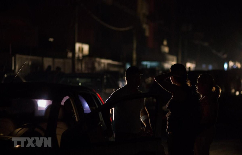 Cảnh mất điện tại thủ đô Caracas, Venezuela, 30/3/2019. (Ảnh: AFP/TTXVN)