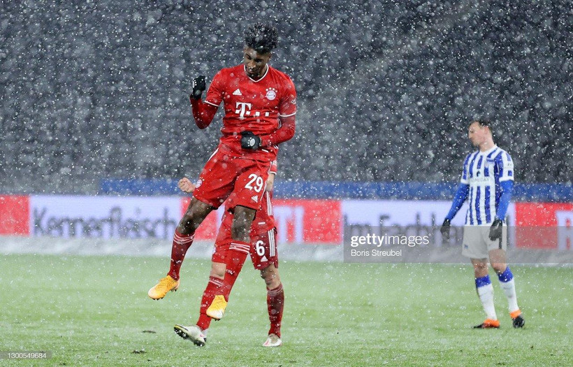 Coman ghi bàn giúp Bayern chiến thắng. (Nguồn: Getty Images)
