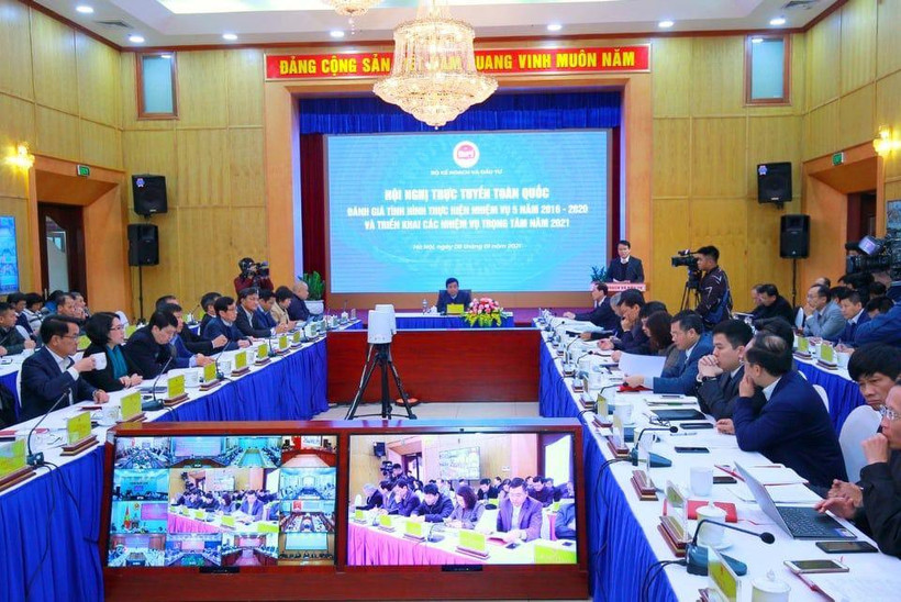 Hội nghị trực tuyến toàn quốc đánh giá tình hình thực hiện nhiệm vụ 5 năm 2016-2020 và triển khai các nhiệm vụ trọng tâm năm 202, ngày 8/1. (Ảnh: Vietnam+)