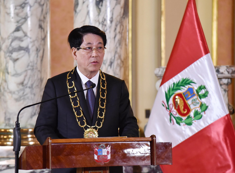 Chủ tịch nước Lương Cường phát biểu tại buổi gặp gỡ báo chí. (Ảnh: Lâm Khánh/ TTXVN)