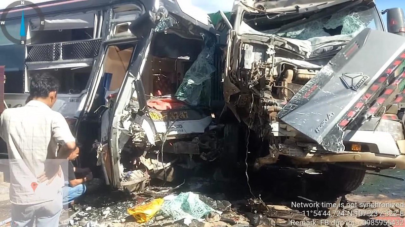 Hiện trường vụ tai nạn. (Ảnh: Đậu Tất Thành/TTXVN)