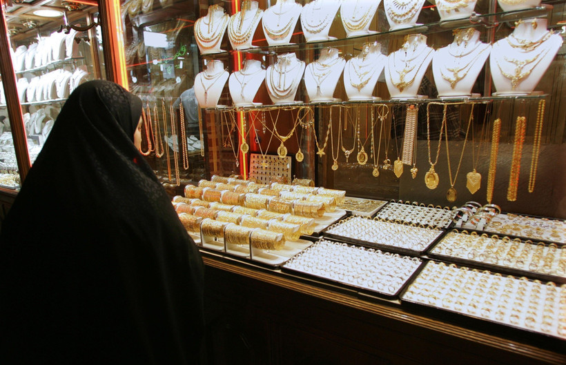 Một cửa hàng kim hoàn ở tỉnh Đông Azerbaijan của Iran. (Ảnh: AFP/TTXVN)