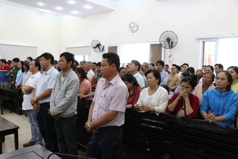 Quang cảnh phiên tòa. (Ảnh: Nguyễn Văn Việt/TTXVN)