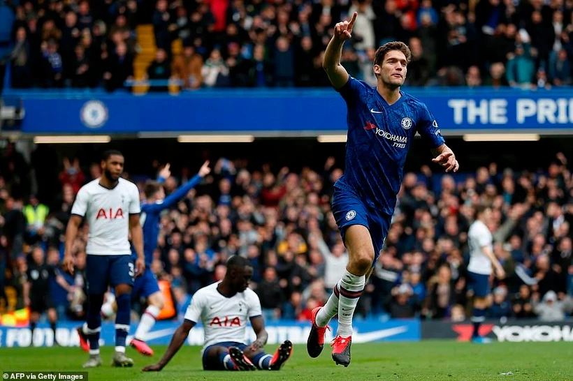 Chelsea lại khiến Tottenham nhận thất bại.