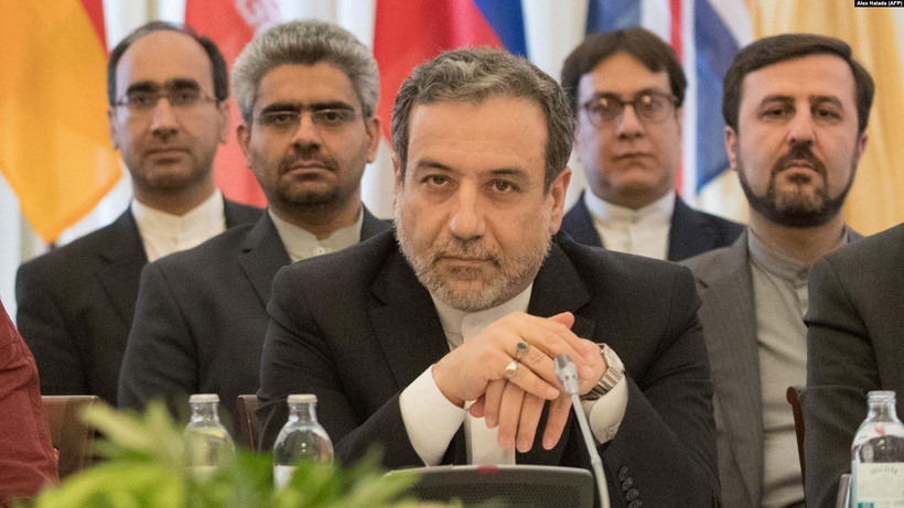 Thứ trưởng Ngoại giao Iran Abbas Araghchi (giữa). (Nguồn: AFP)