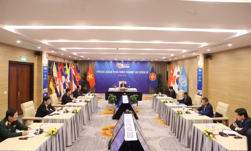 Thủ tướng Nguyễn Xuân Phúc, Chủ tịch ASEAN 2020, phát biểu khai mạc. (Ảnh: Thống Nhất/TTXVN)