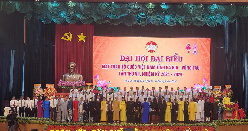 Ra mắt Chủ tịch và các Ủy viên Mặt trận Tổ quốc Việt Nam tỉnh Bà Rịa-Vũng Tàu nhiệm kỳ 2024-2029. (Ảnh: Hoàng Nhị /TTXVN)