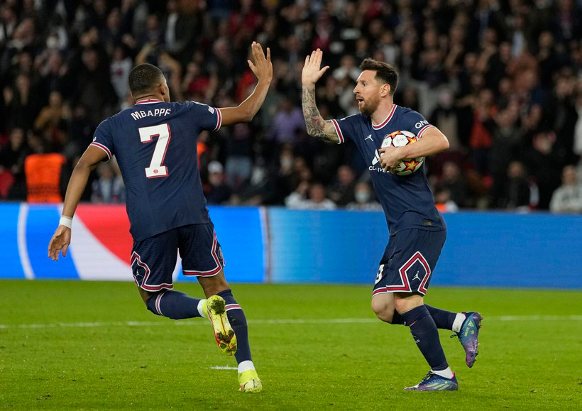 Messi và Mbappe ghi bàn giúp PSG chiến thắng. (Nguồn: Getty Images)