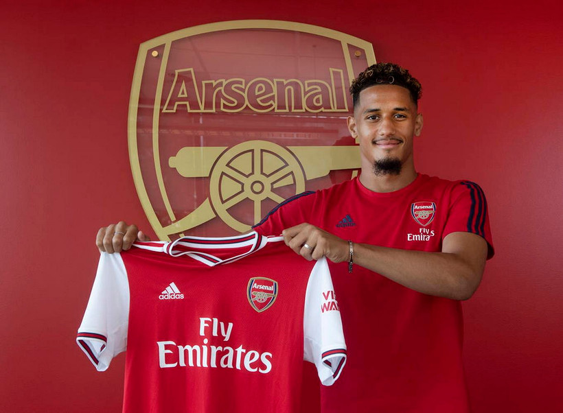 William Saliba gia nhập Arsenal. (Nguồn: arsenal.com)