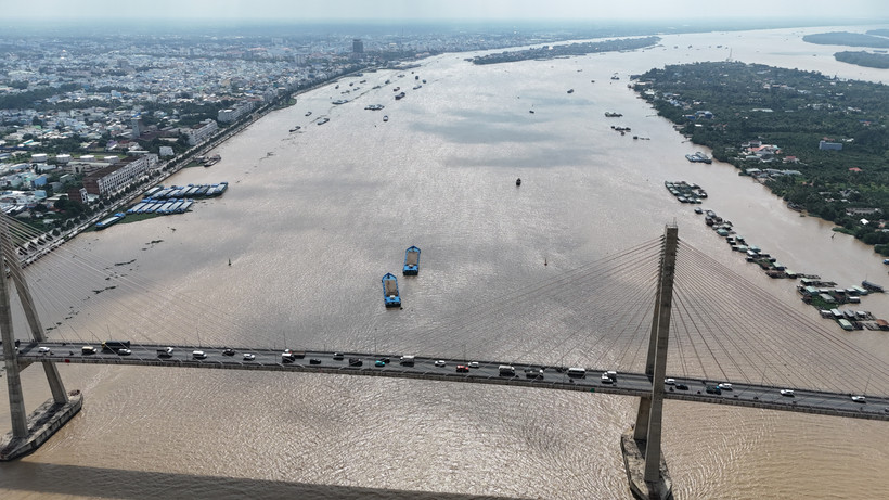 Khu vực sông Tiền giáp ranh gữa tỉnh Tiền Giang và tỉnh Bến Tre. (Ảnh minh họa. Nguồn: Vietnam+)