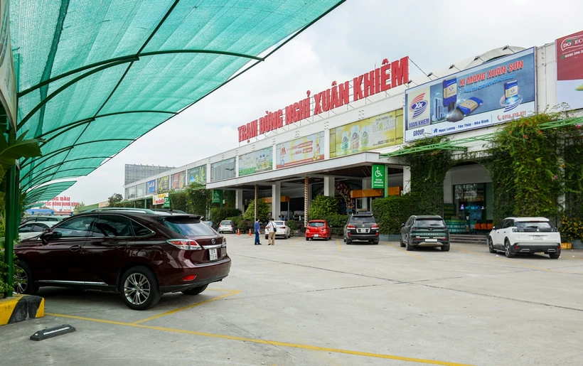 Trạm dừng nghỉ Xuân Khiêm trên tuyến Cao tốc Cao Bồ-Mai Sơn đã được đưa vào vận hành, khai thác phục vụ người dân. (Ảnh: Việt Hùng/Vietnam+)