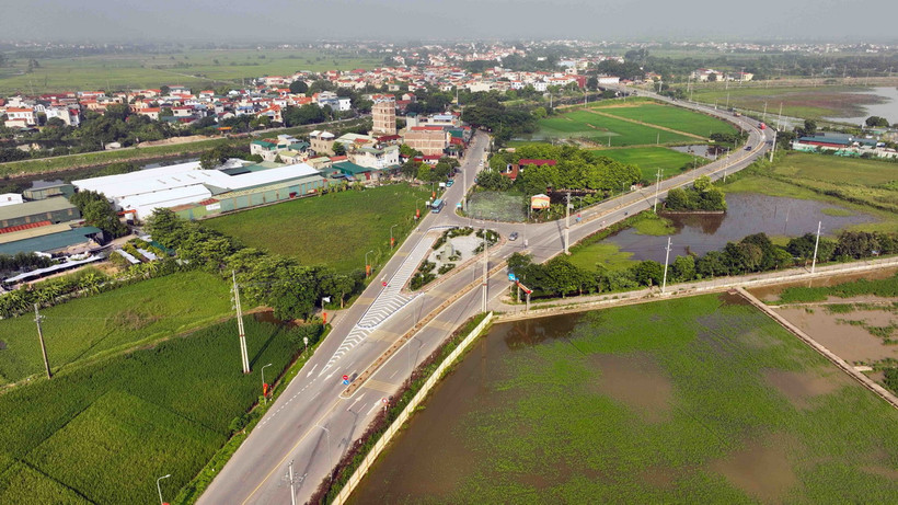 Đường giao thông nông thôn ở huyện Thường Tín, thành phố Hà Nội. (Ảnh: Vũ Sinh/TTXVN)