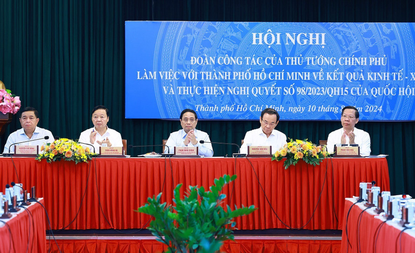 Thủ tướng Phạm Minh Chính làm việc với Thành phố Hồ Chí Minh về phát triển kinh tế-xã hội và kết quả thực hiện Nghị quyết 98/2023/QH15. (Ảnh: Dương Giang/TTXVN)