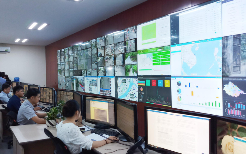 Hệ thống đô thị thông minh ở Thừa Thiên-Huế đang có nhiều ứng dụng, trong đó có giải quyết các phản ánh về môi trường. (Nguồn: monre.gov.vn)