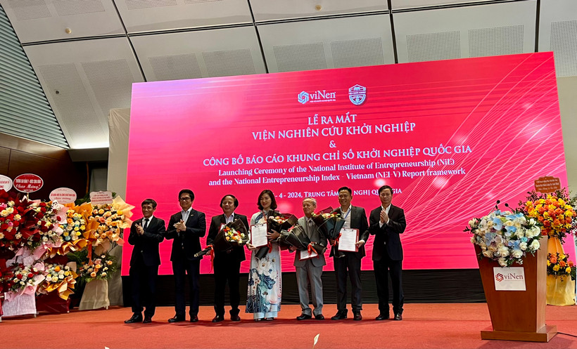 Lễ ra mắt Viện Nghiên cứu Khởi nghiệp, ngày 17/4. (Ảnh: Vietnam+)