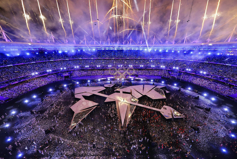 Bế mạc Olympic Paris 2024 - bữa tiệc của âm thanh và ánh sáng. (Ảnh: THX/TTXVN)