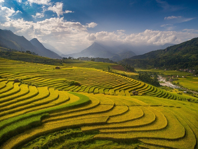 Khách du lịch tại Sapa. (Ảnh: Quốc Khánh/TTXVN)