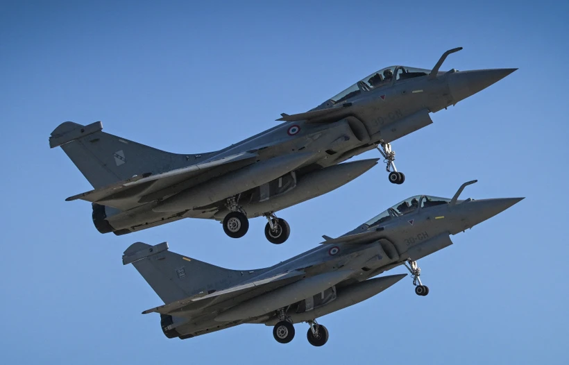 Máy bay phản lực Dassault Rafale của Pháp tham gia sứ mệnh Eagle của NATO tại Borcea, Romania ngày 19/10/2023. (Ảnh: AFP/TTXVN)