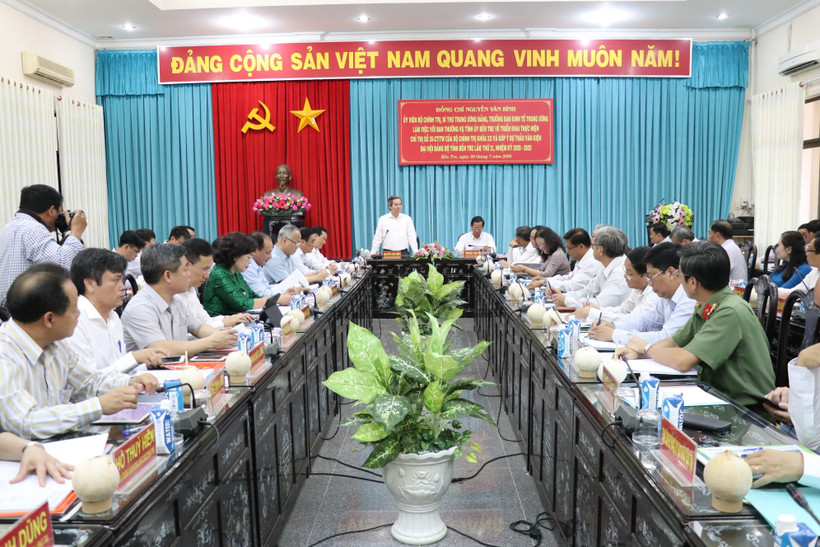 Quang cảnh buổi làm việc. (Ảnh: Huỳnh Phúc Hậu/TTXVN)