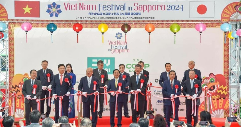 Tưng bừng sắc màu Lễ hội Việt Nam lần thứ 3 tại thành phố Sapporo của Nhật Bản